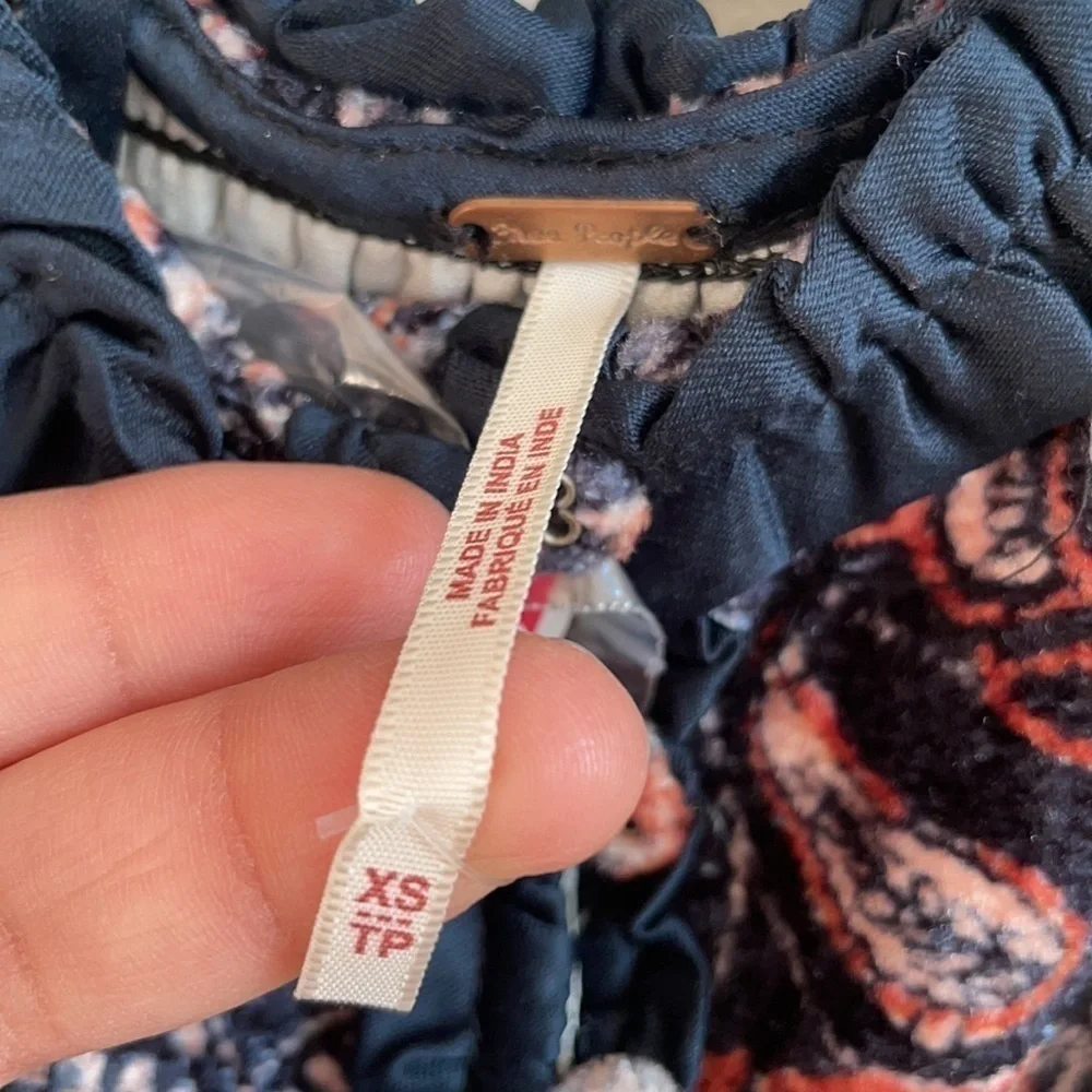 Free People navy blue Dare me velvet blouse XS NWT